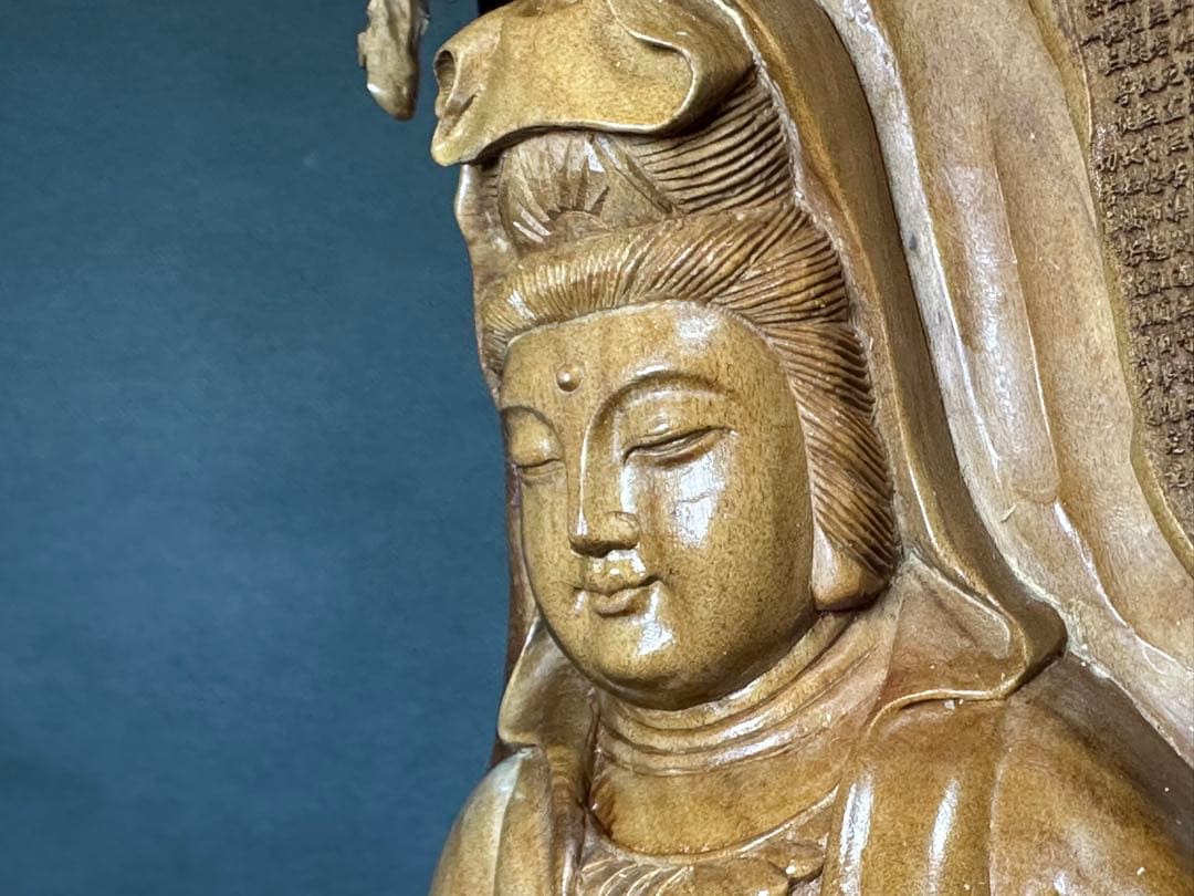 白檀　観音　木彫り　仏教美術　仏像 骨董 仏教　密教　置物アンティーク