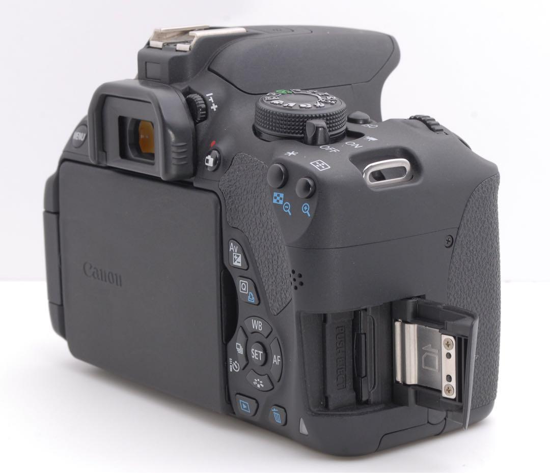 ⭐️お値下げしましたCanon EOS Kiss X7i ダブルレンズ⭐️おまけ多数