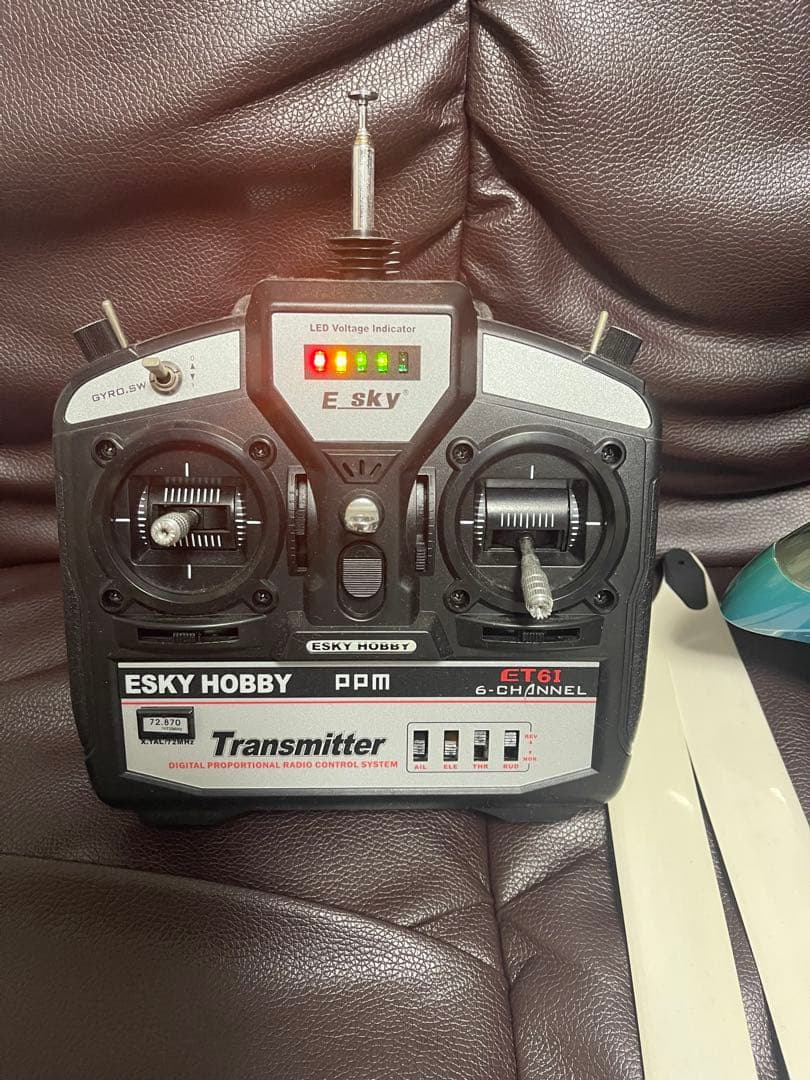 E-sky 450 ラジコンヘリコプター 送信機付き