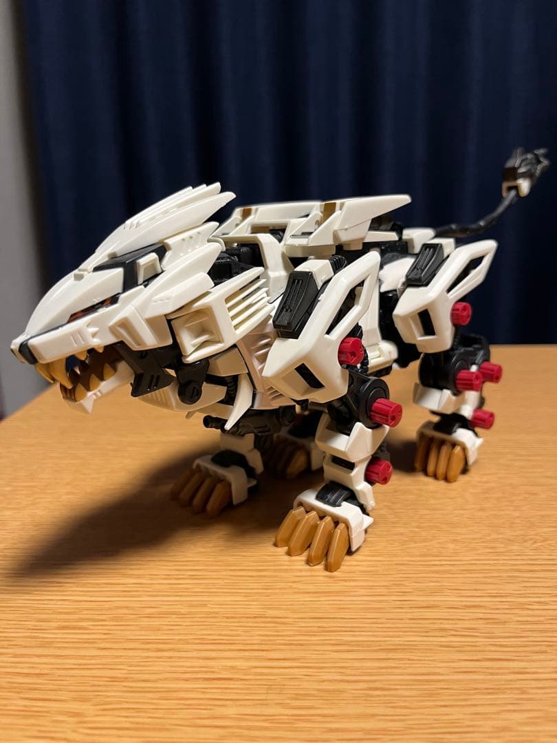 ZOIDSライガーゼロ(ライオン型) 組立済&未開封カスタマイズパーツ3点セット