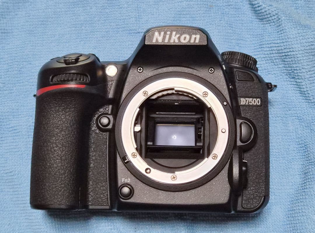Nikon D7500 ボディ
