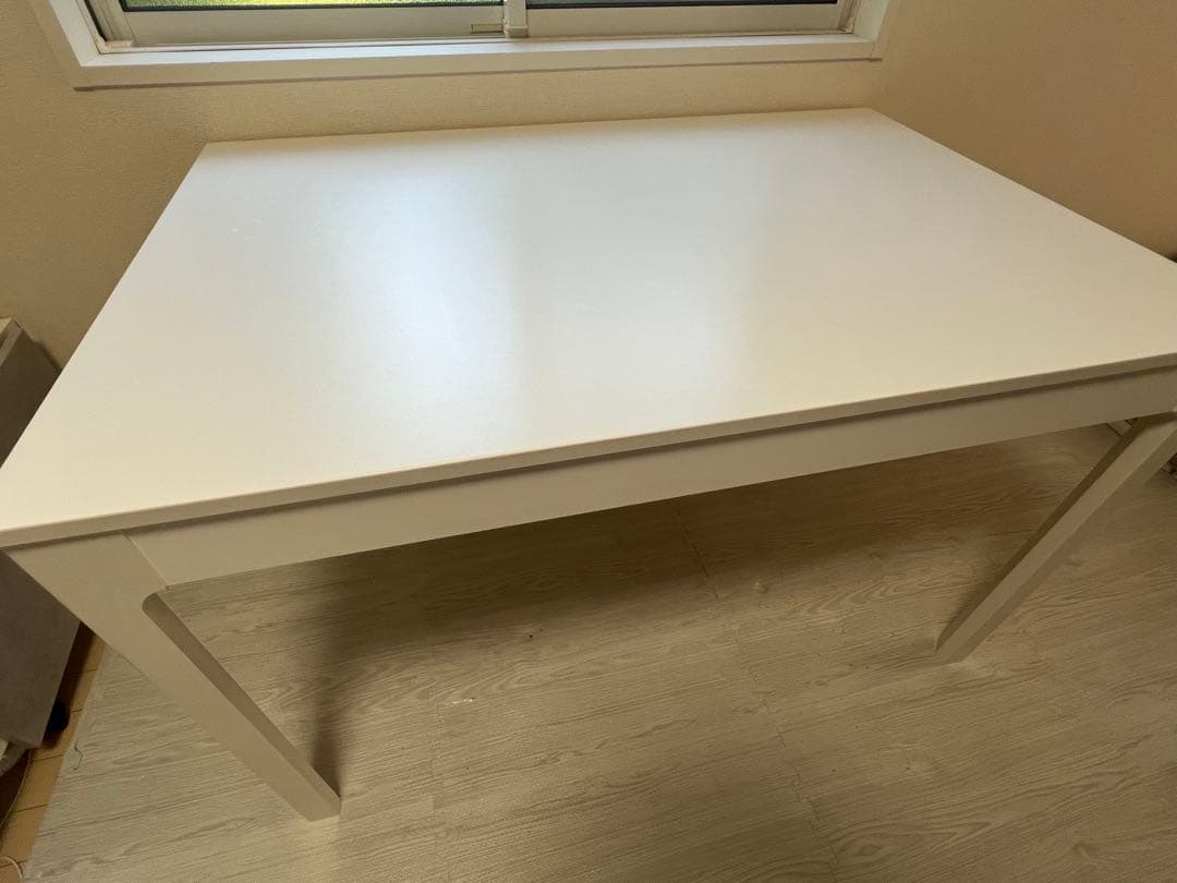 【最終値下げ】IKEA EKEDALENダイニングテーブル　ホワイト