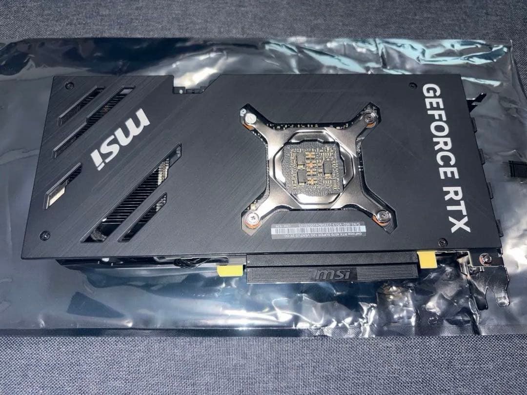 MSI GeForce RTX 4070 SUPER 12GB 付属品完備