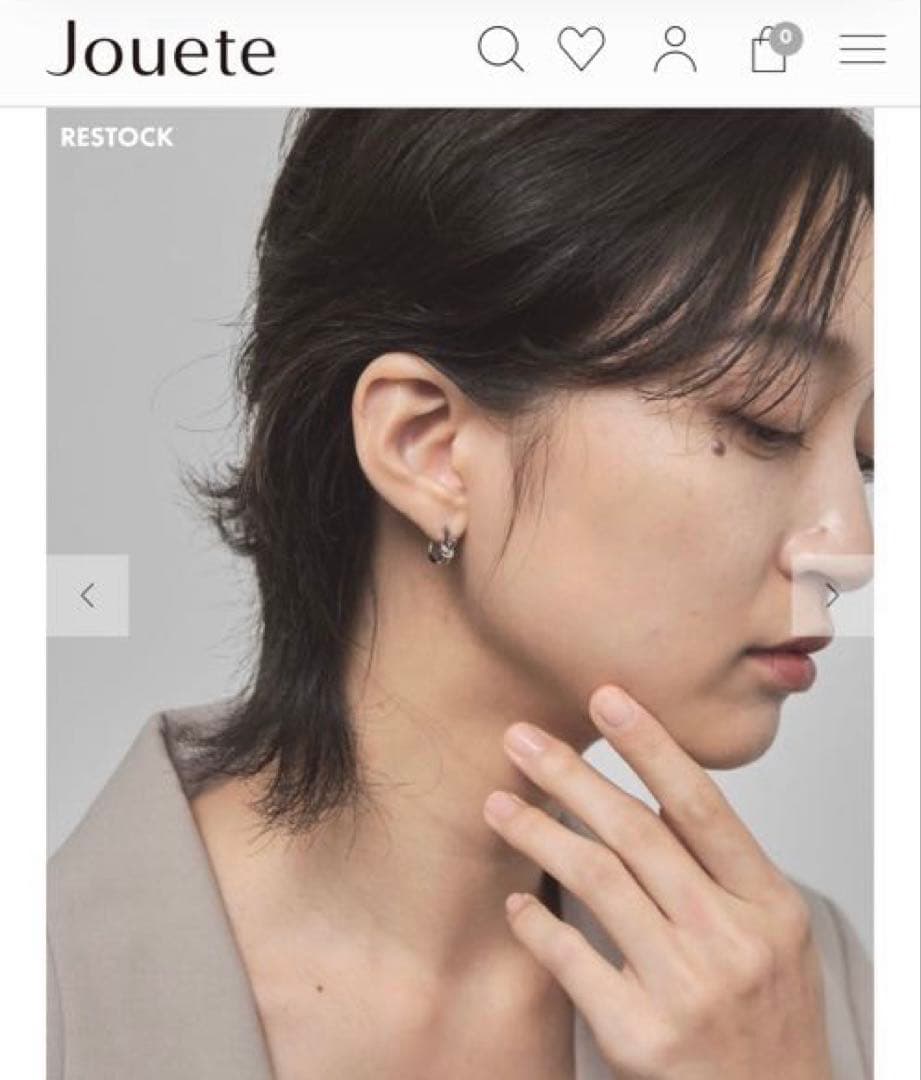 Jouete フープピアス ノット　プラチナム