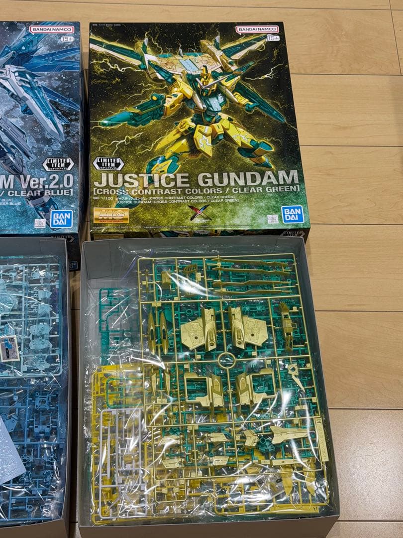 MG フリーダム ジャスティス　CROSS CONTRAST COLORS