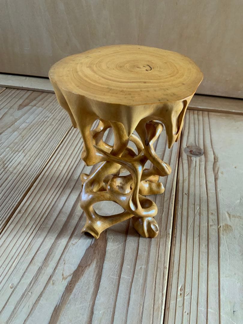 黄楊花台　天然彫り　木彫花台　盆栽花台　根木台