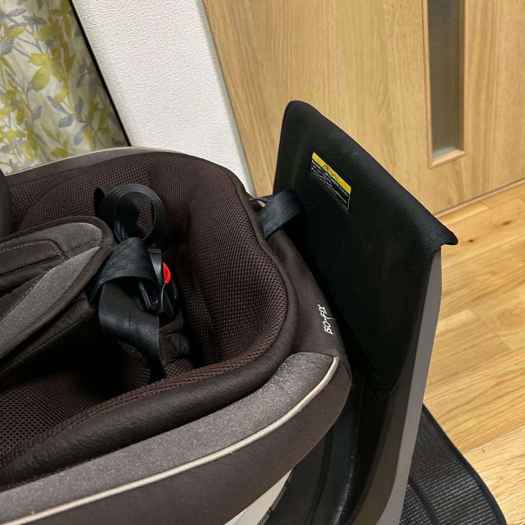 洗濯済み　combi クルムーヴスマート　isofix JG-650 ブラウン