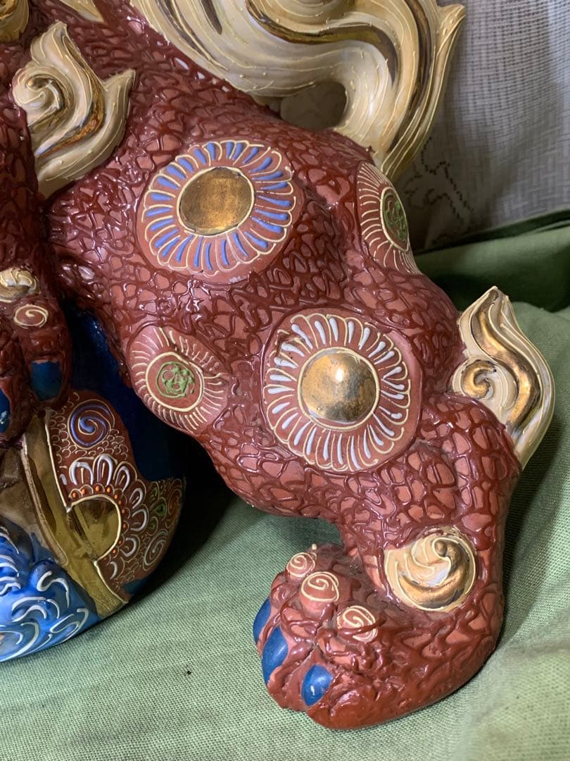 置き物　玉乗り獅子　九谷焼　縁起物 インテリア　置物