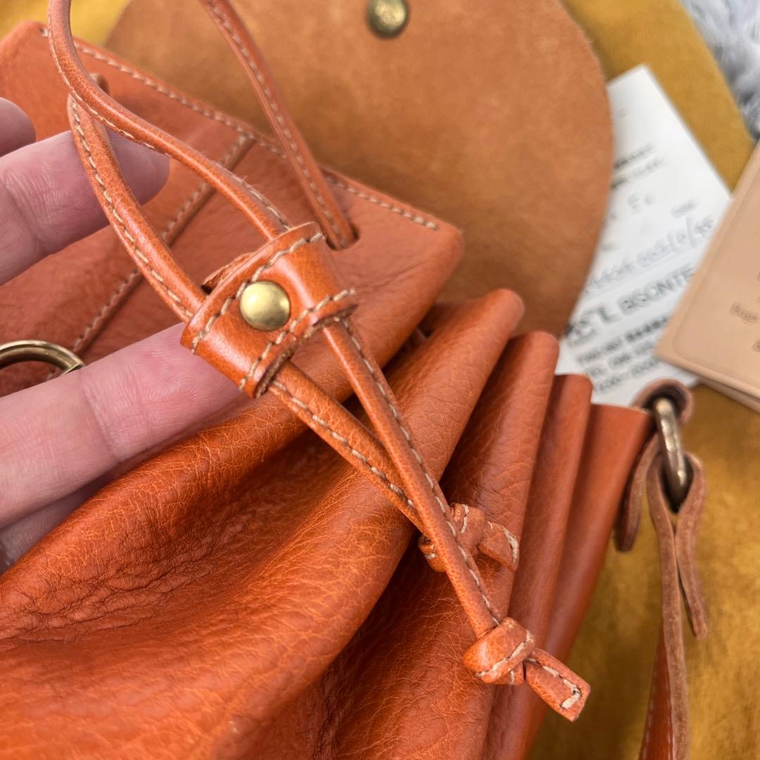 美品✨イルビゾンテ　巾着ショルダーバッグ　ブラウン　本革　レディース