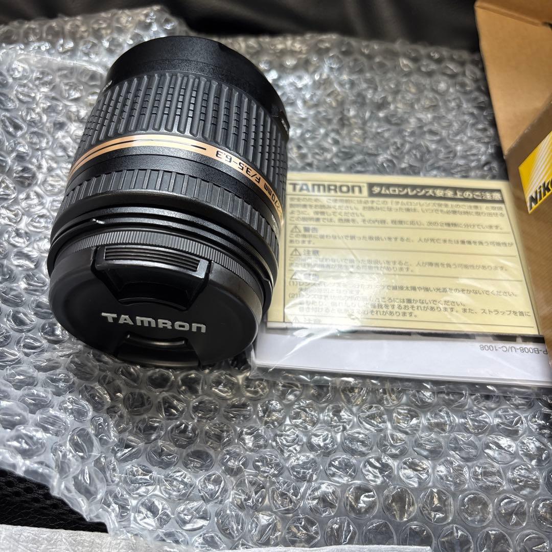 Nikon 一眼レフ　D7000 カメラ
