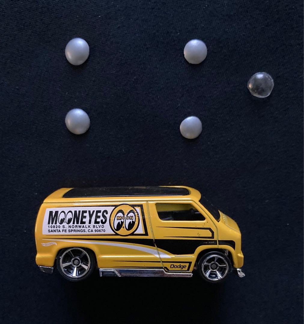 ホットウィール　カスタム’77ダッジバン　クールコンビ　[カスタム品]　タオル