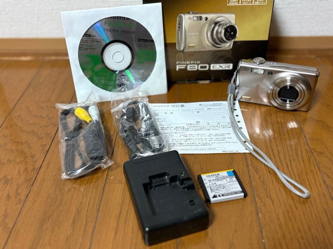 FUJIFILM フジフィルム F80EXR ピンク コンパクトデジタルカメラ