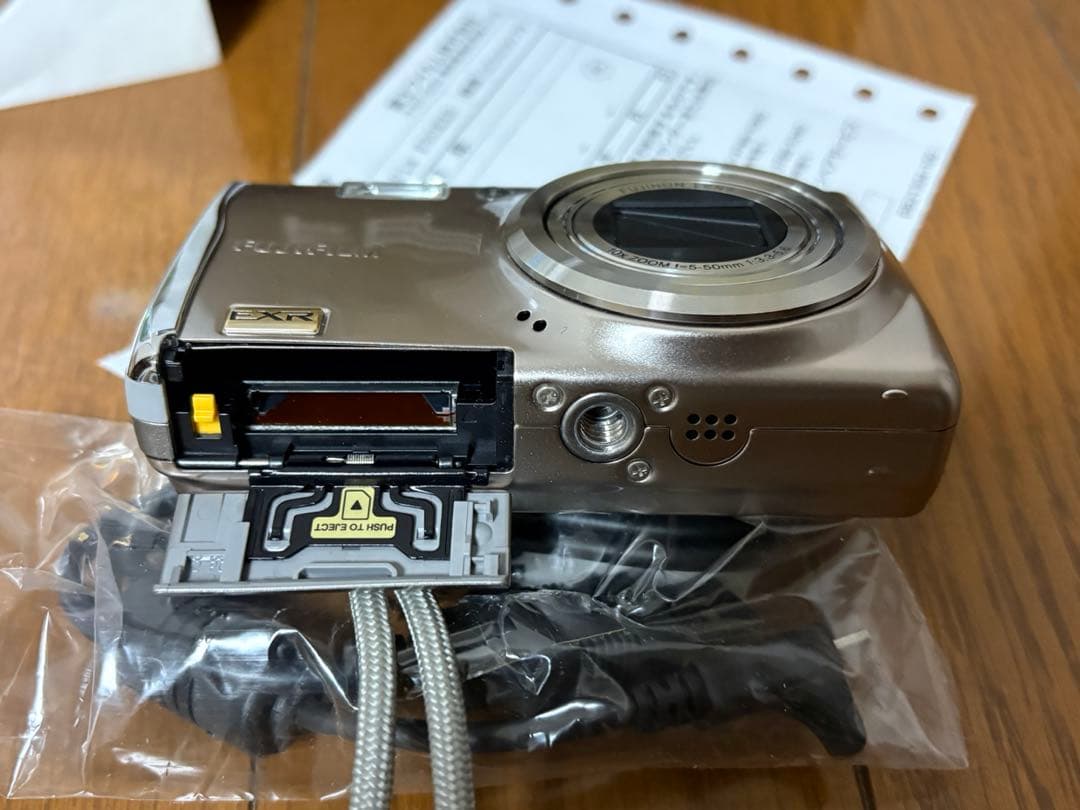 FUJIFILM フジフィルム F80EXR ピンク コンパクトデジタルカメラ