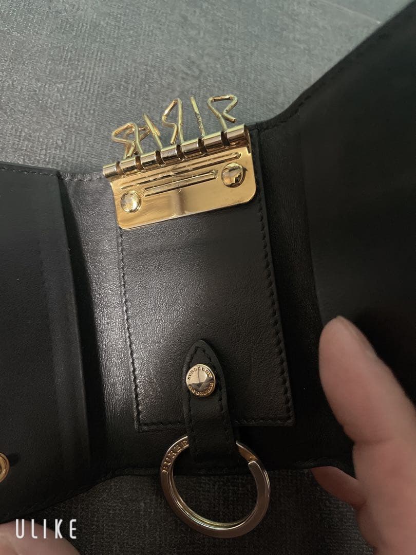 バーバリー　ブラック　キーケース　5連　リング付き　メンズレディBURBERRY