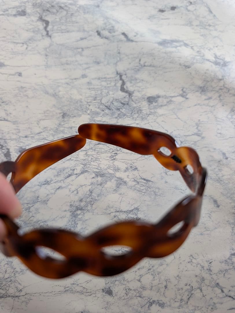 アレクサンドルドゥパリ　カチューシャ　べっ甲　ブラウン　ヘアバンド