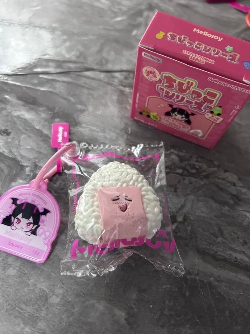 【!!最終値下げ!!】メロジョイ ちびっこシリーズ おにぎり スクイーズ1個