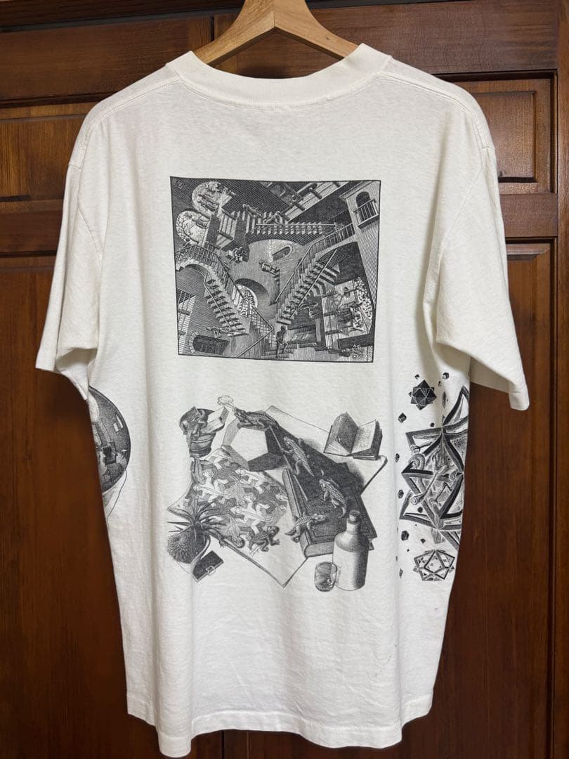 最終値下げ！破格！90s ヴィンテージ　エッシャーTシャツ　アートTシャツ