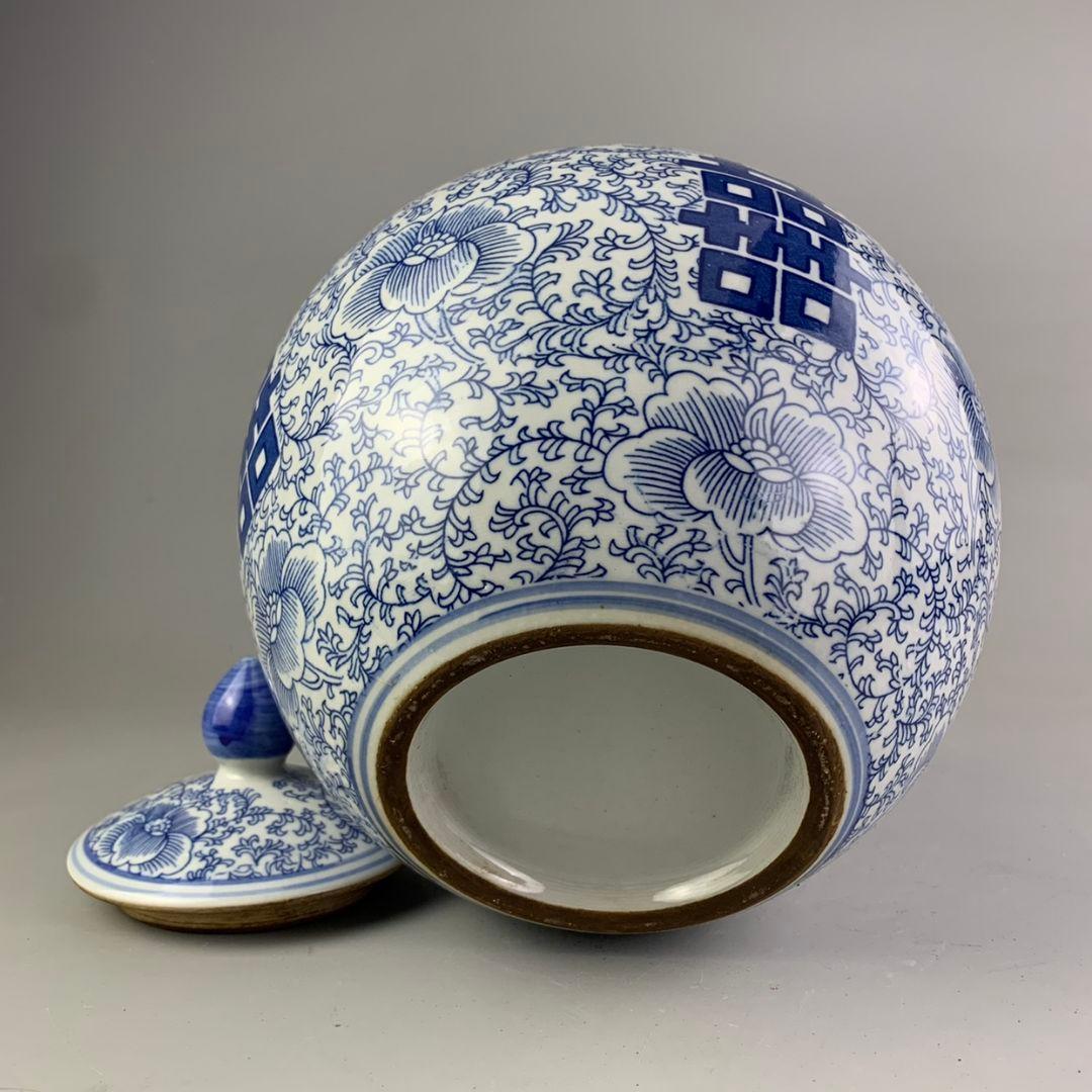 青花喜字円缶茶缶 貯蔵缶 景徳鎮 陶磁器 装飾品 現代工芸品 美術品 置物