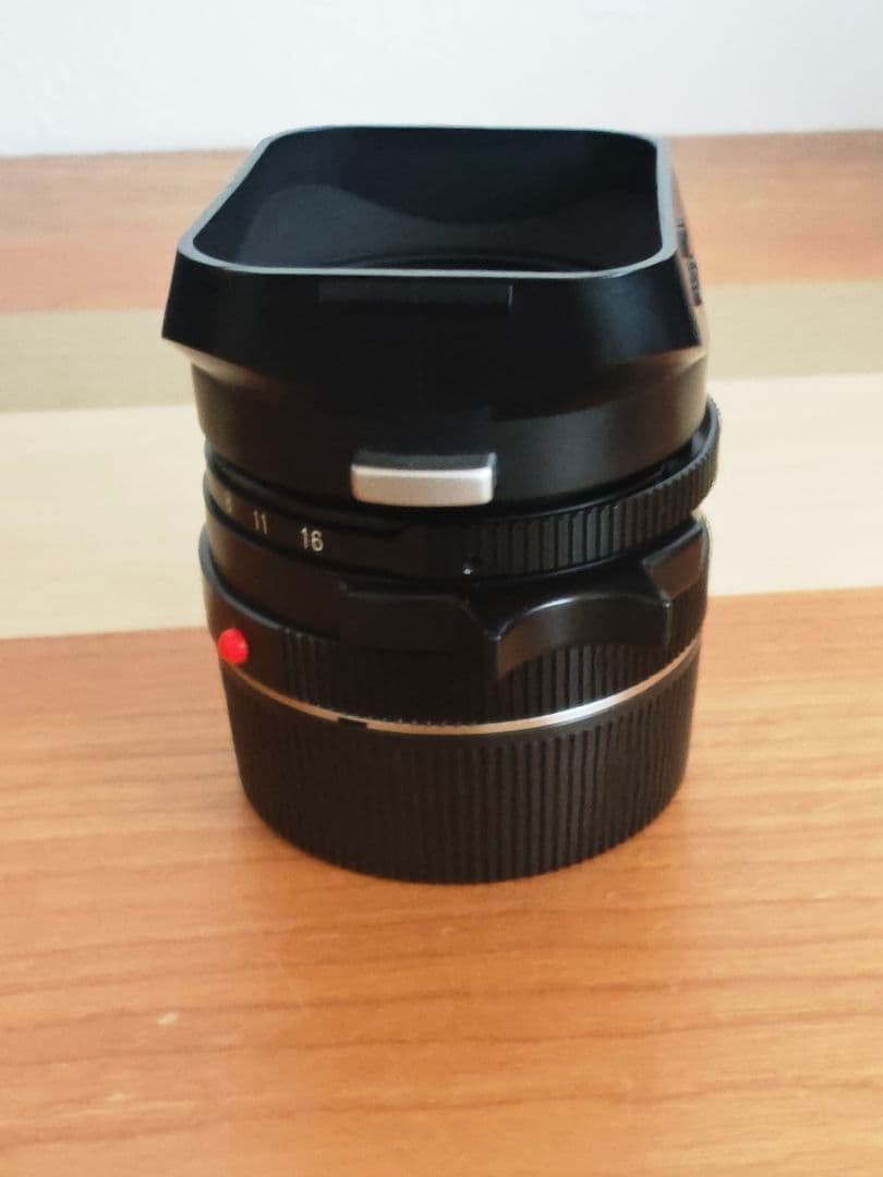 Leica Summicron 35mm f/2 レンズ7枚玉 6bitコード