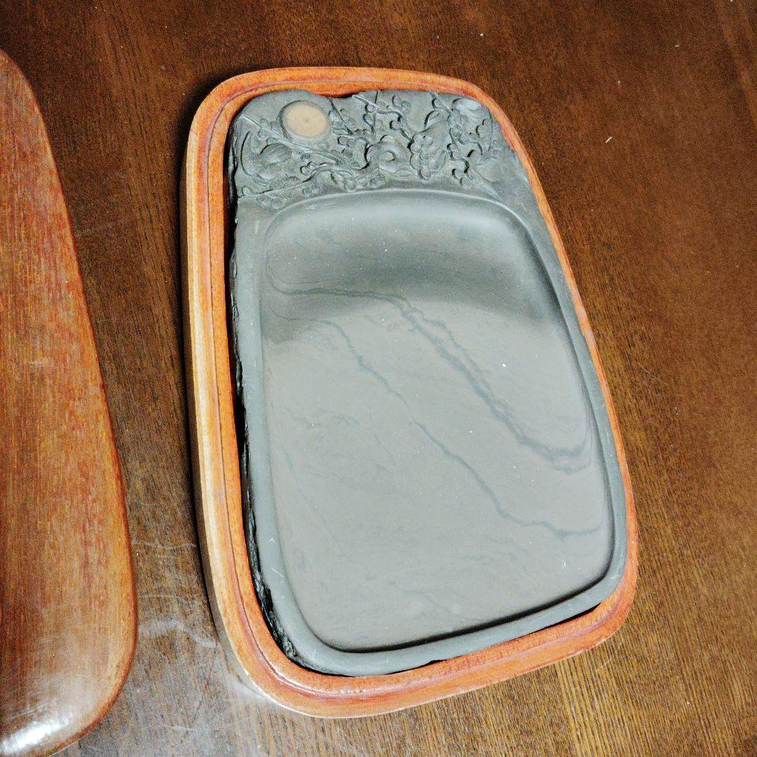 彫刻装飾付き硯