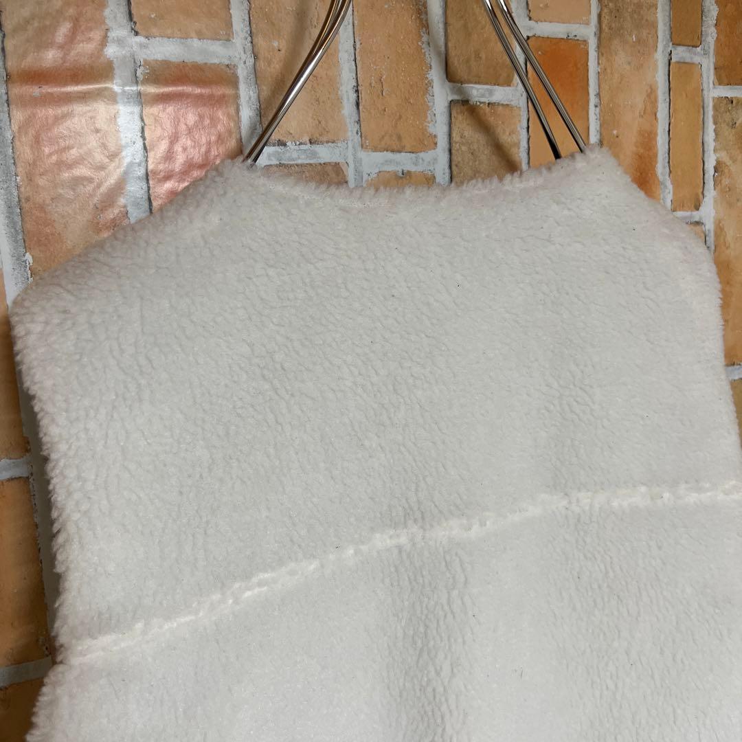 201NIKEリバーシブルベスト　ナイキボアモコモコウインタライズドスウォッシュ