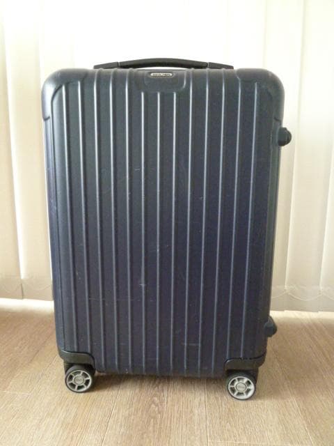 RIMOWA リモワ　4輪　SALSA サルサ　紺色　キャリーケース