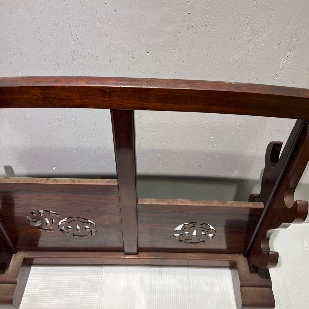 刀掛け/透かし彫り/彫刻/ダークブラウン/骨董品/4振刀掛け