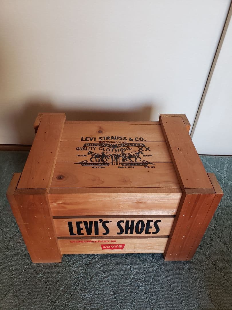 levi's shoes 木箱