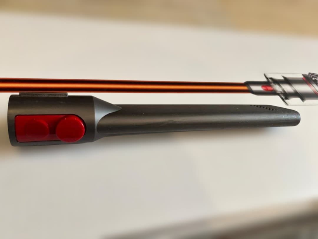 DysonV10 Fluffy（外箱・フロアドック付、動作可、バッテリー要交換）