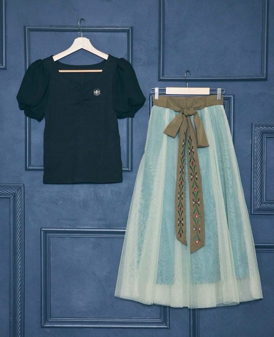 しまむら　ちはる　ディズニー　アナ雪　トップス&スカート&サンダル