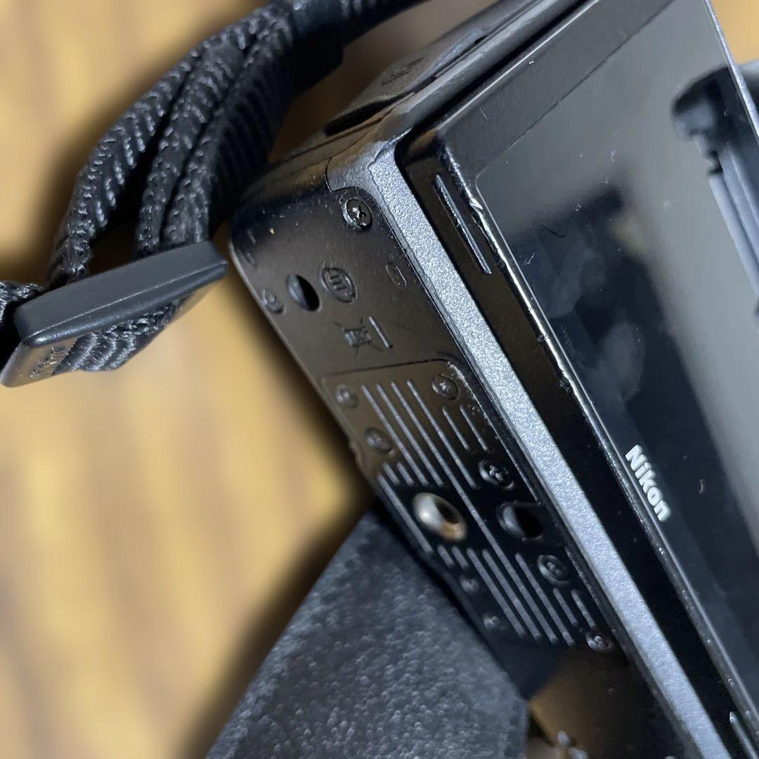 Nikon Z6 ミラーレスカメラ 本体と付属品