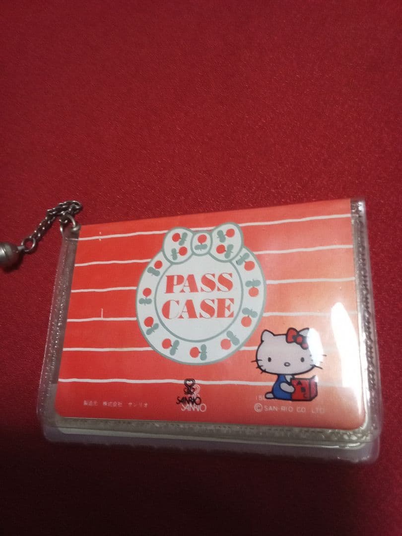 【激レア！昭和レトロ】新品、未使用★ハローキティ★パスケース