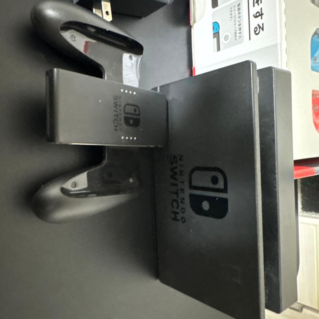 Nintendo Switch 本体（ドックは充電不可）