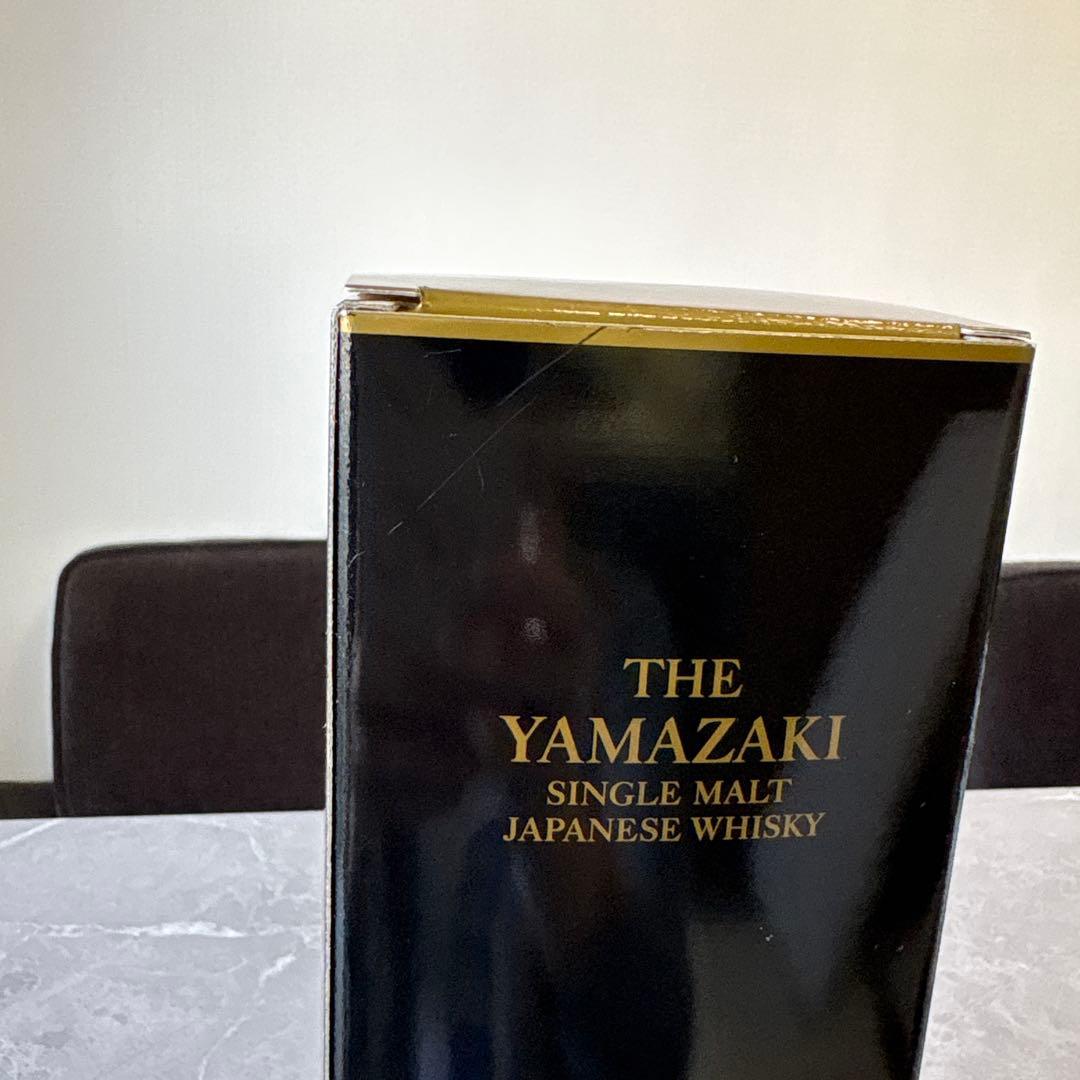 サントリー山崎18年700ml新品　箱あり