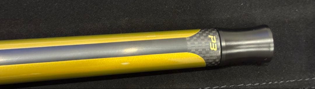 <にはんま>(限定品新品)PREDATOR P3 ゴールドカラー