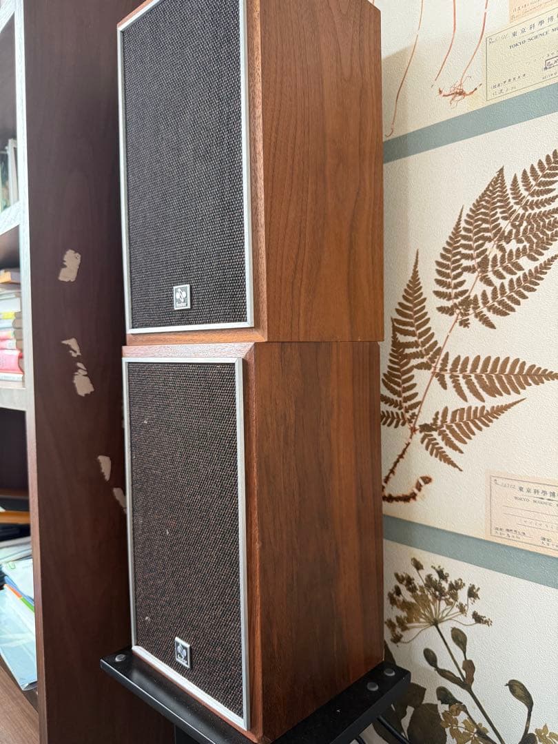 ウッド仕上げ ブックシェルフスピーカー