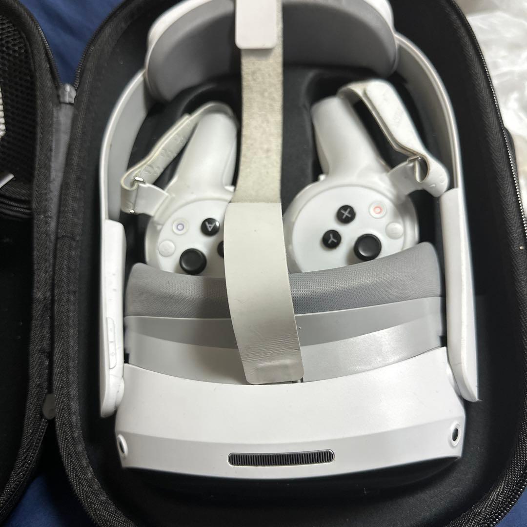 pico4 ultra 256GB motionトラッカー2つ付き