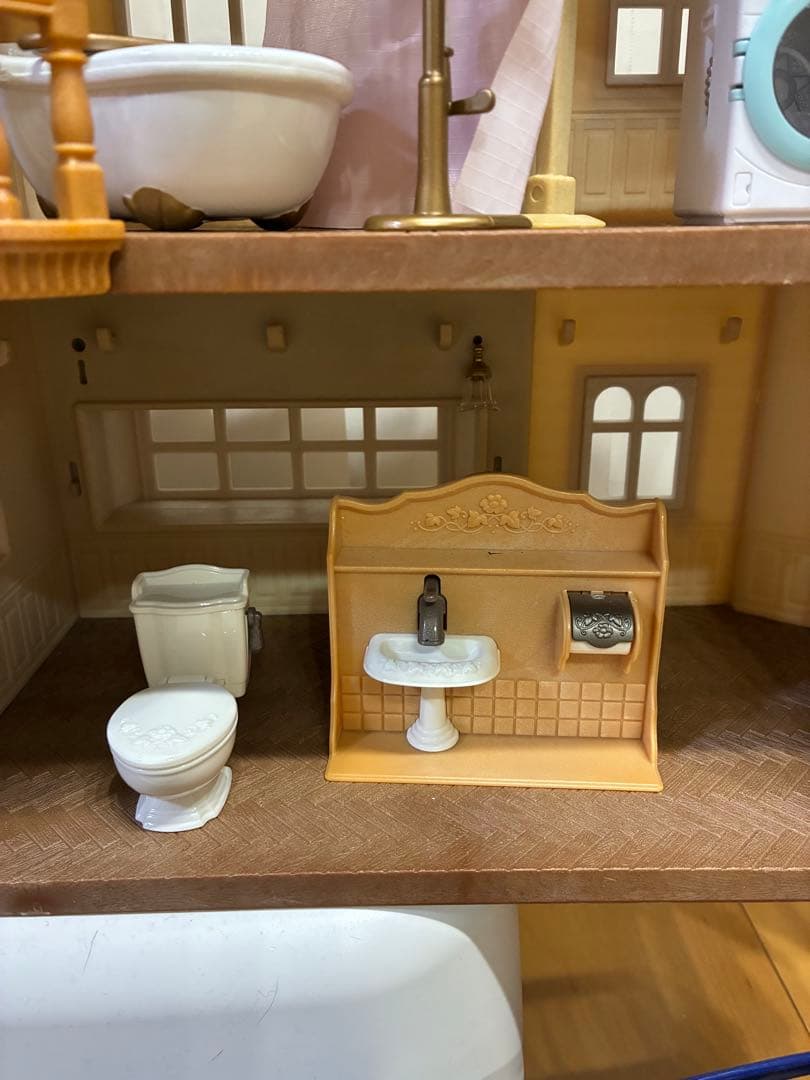 【まとめ売り】シルバニアファミリー　赤い屋根の大きなお家 など