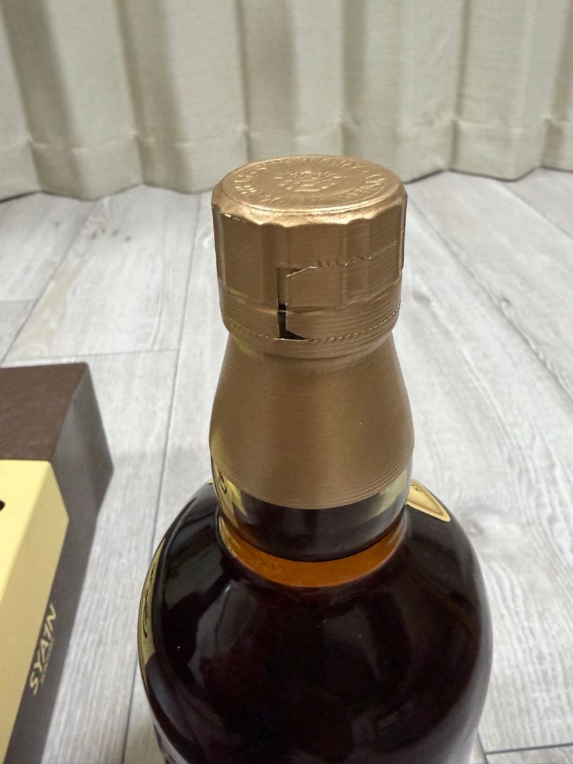 山崎 12年 ピュアモルトウイスキー　サントリー　新品　未開栓