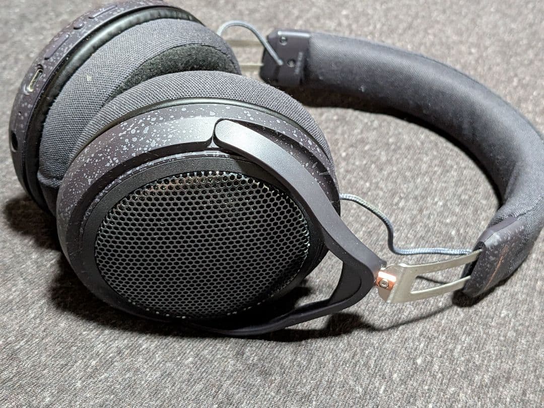 ヘッドホン audio-technica ATH-HL7BT