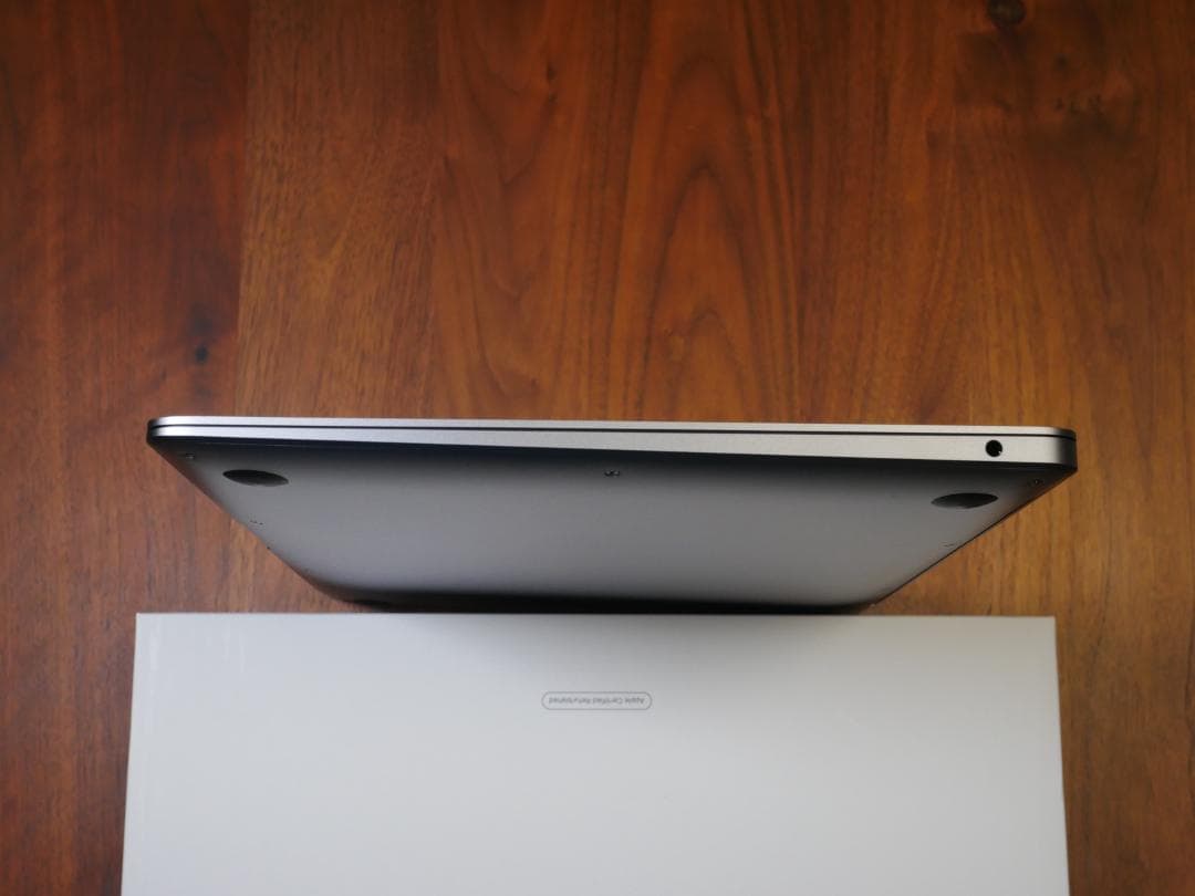 Apple MacBook Air(M1) 16GB/1TB バッテリー97%