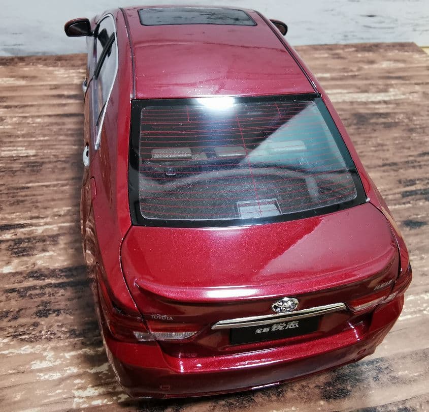 【非売品】一汽丰田（中国トヨタ）1/18ミニカー REIZ 鋭志 / マークX