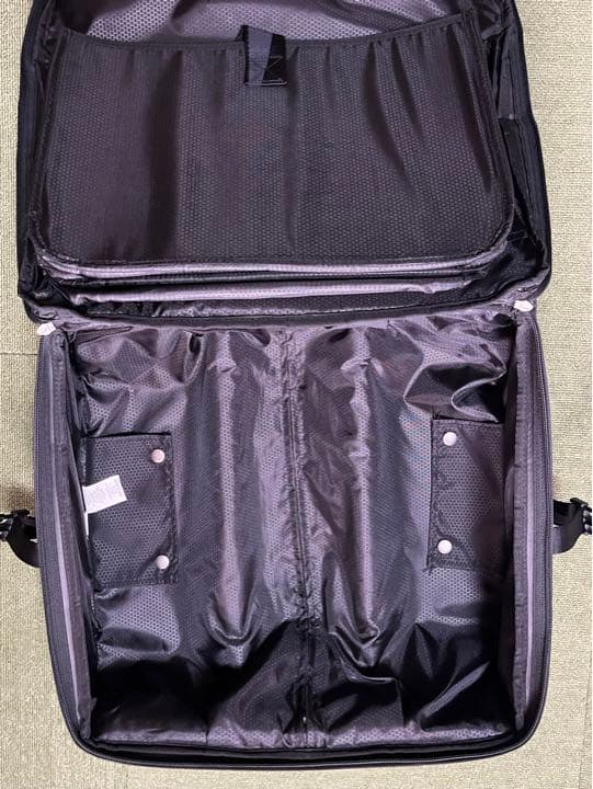 【美品】EASTPAK イーストパック キャリーバック　機内持込可 PC収納