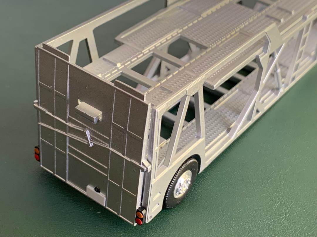 トミカリミテッドヴィンテージネオ 日野HE366 カートランスポーター