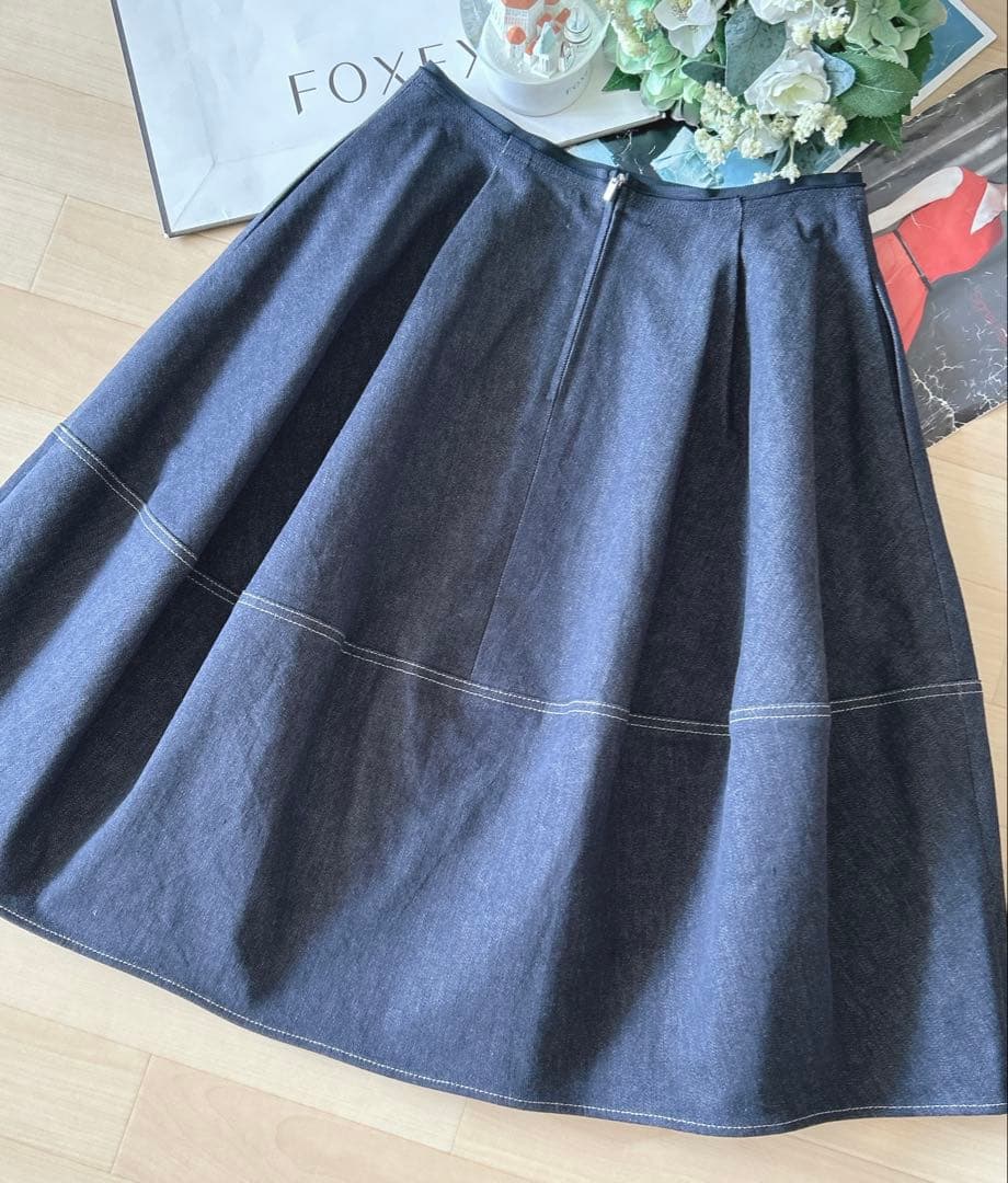 極美品！FOXEY2025即完売バロンデニムスカート 38 Rene
