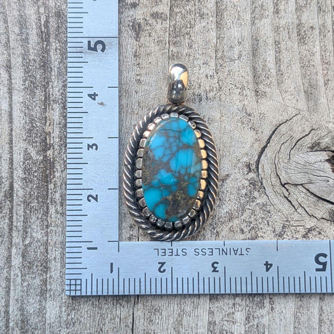 ハンドメイドのターコイズトップ　インディアンジュエリー風