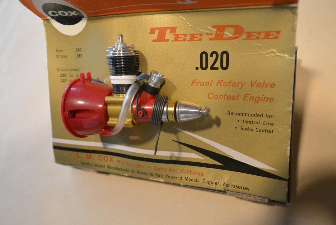 Cox TeeDee 02エンジン　プラグ付き