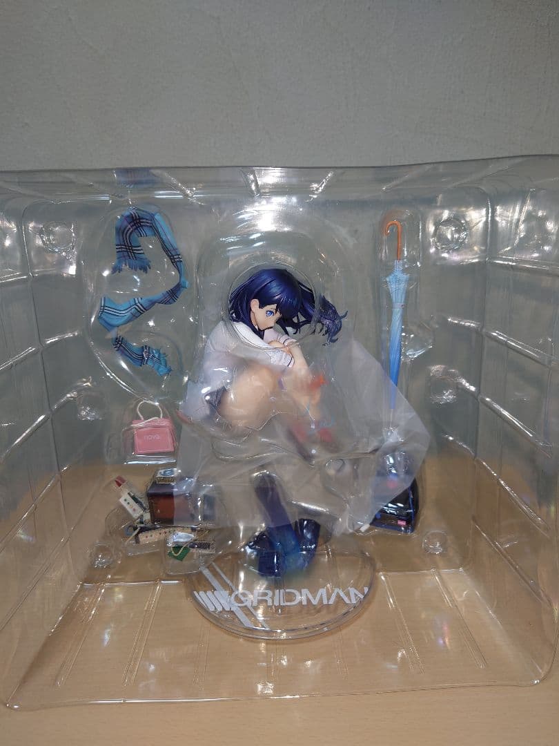 グッドスマイルカンパニー　グリッドマン宝多六花1/7スケールフィギュア