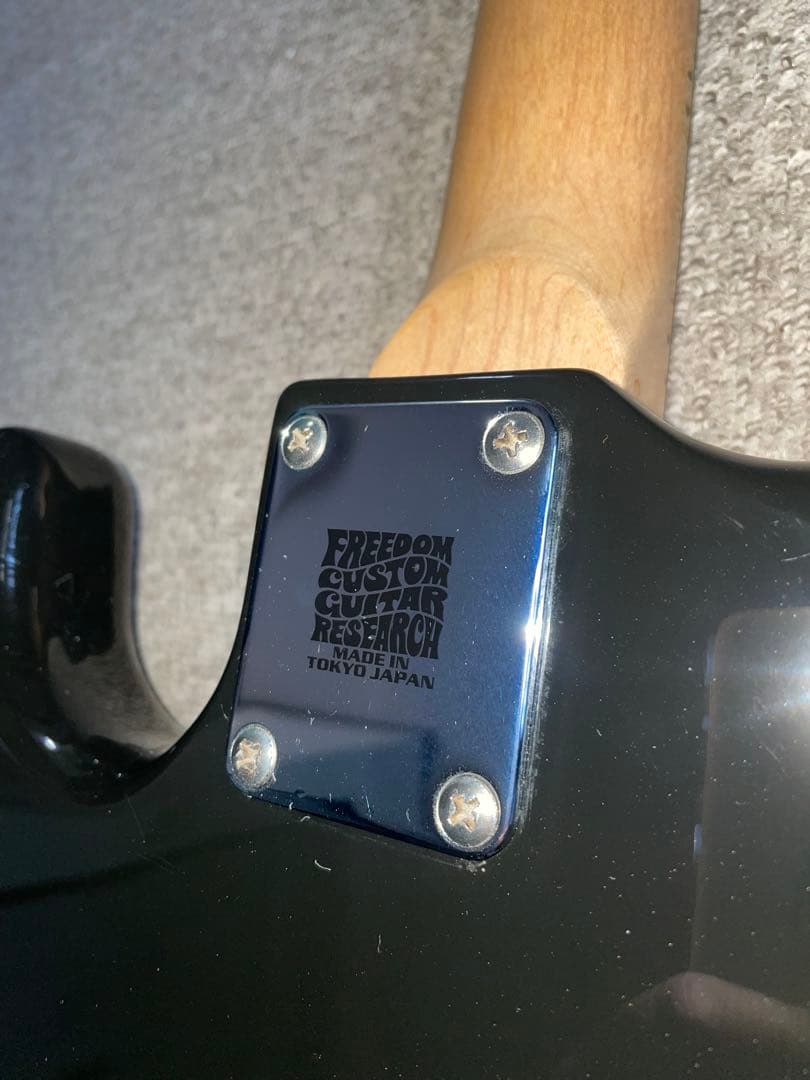ストラトキャスタータイプギター ブラッキー パーツ交換改造多数