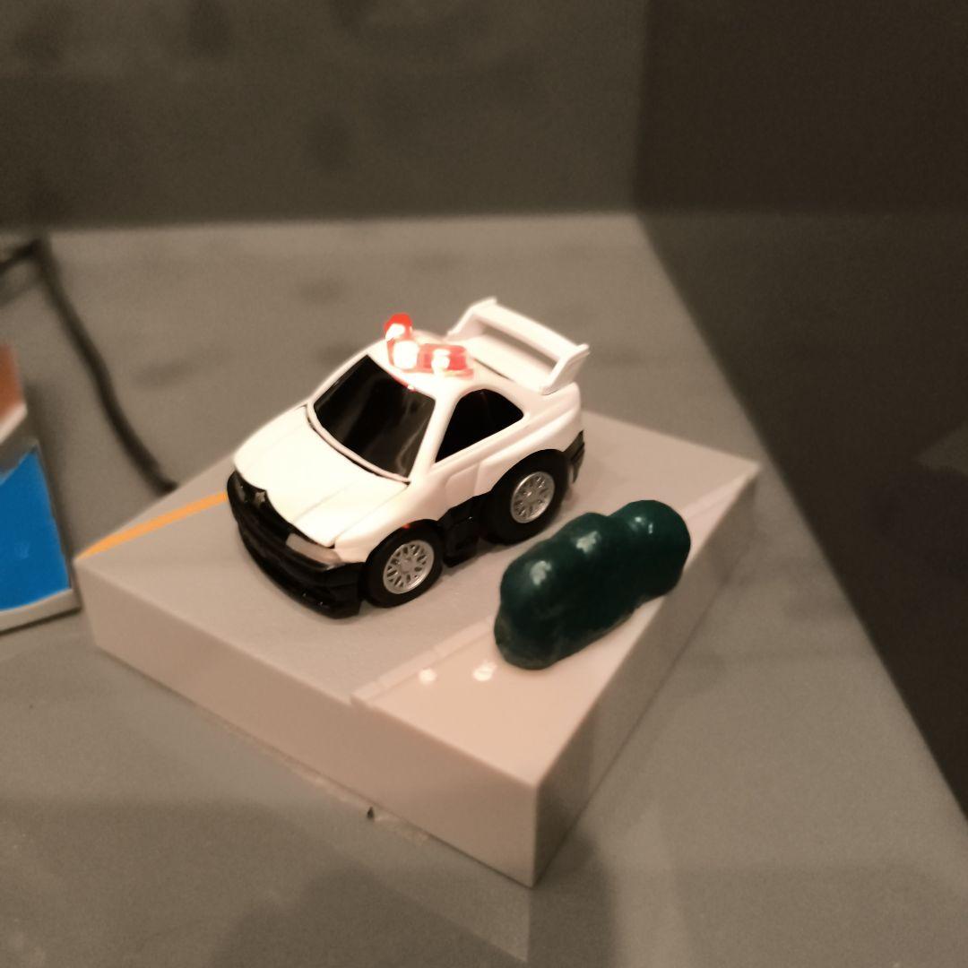 チョロＱアクリル製イルミネーションスイッチ付きケースとイルミネーションチョロQ